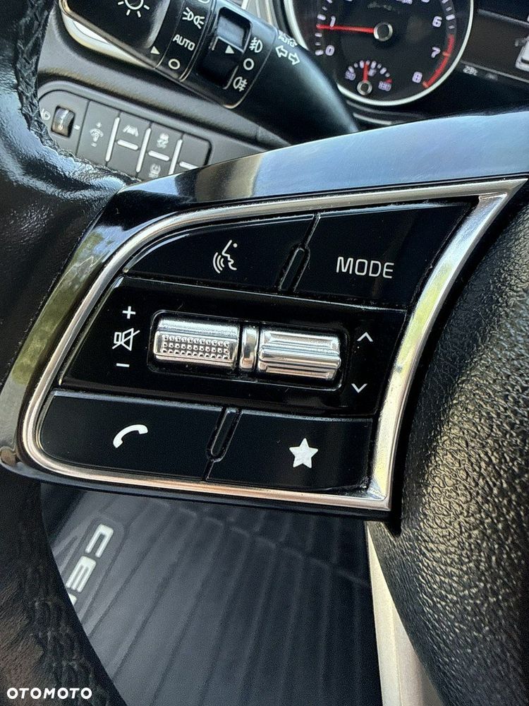 Kia Ceed - 22