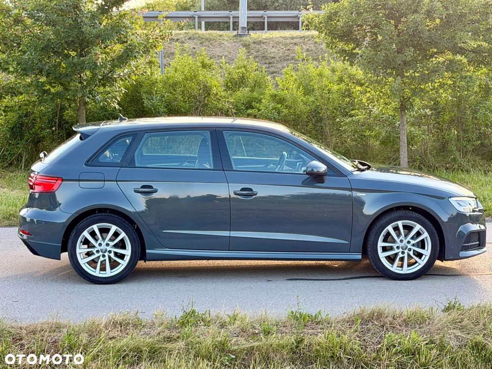 Audi A3 Sportback 35 TFSI S tronic - 4