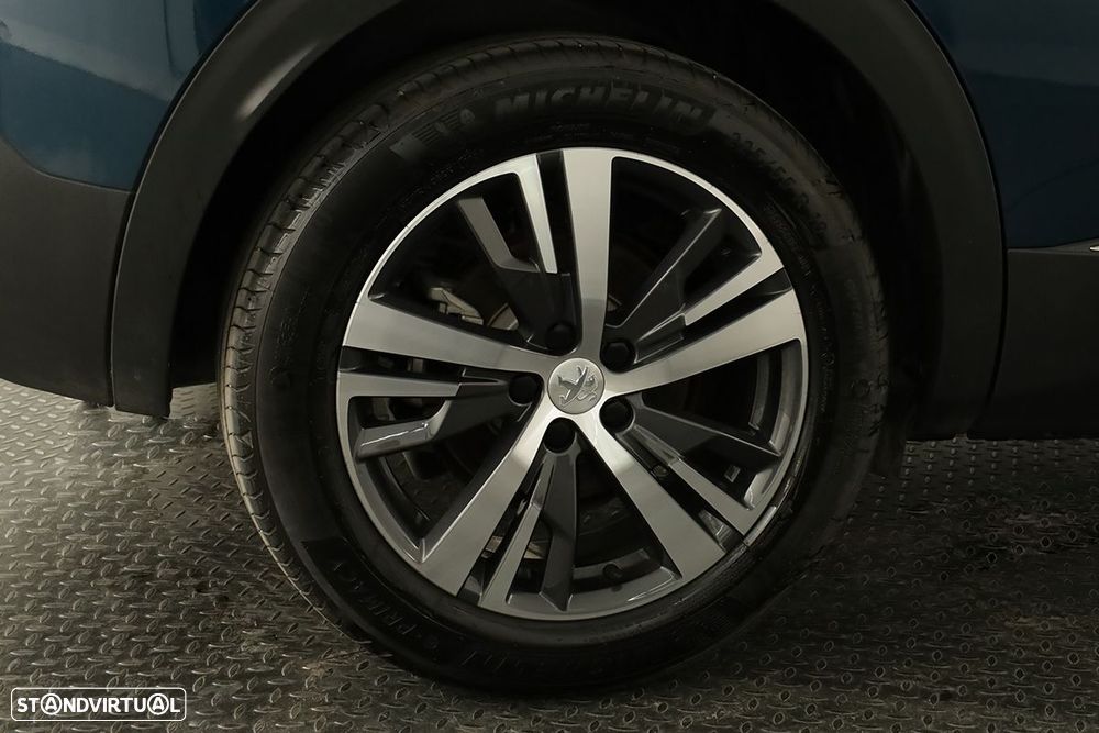 Peugeot 3008 1.2 Hybrid Allure Pack e-DCS6 - 5