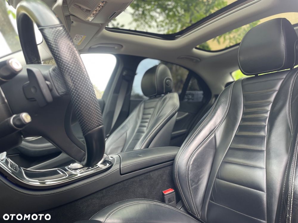 Mercedes-Benz Klasa E 220 d 4Matic 9G-TRONIC Sportstyle Edition - 11