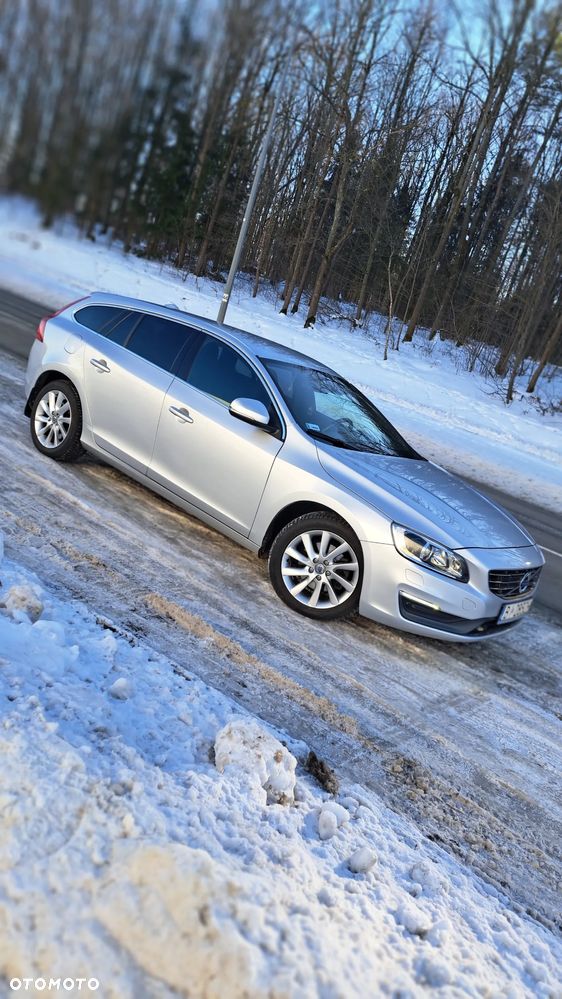 Volvo V60 D4 - 4