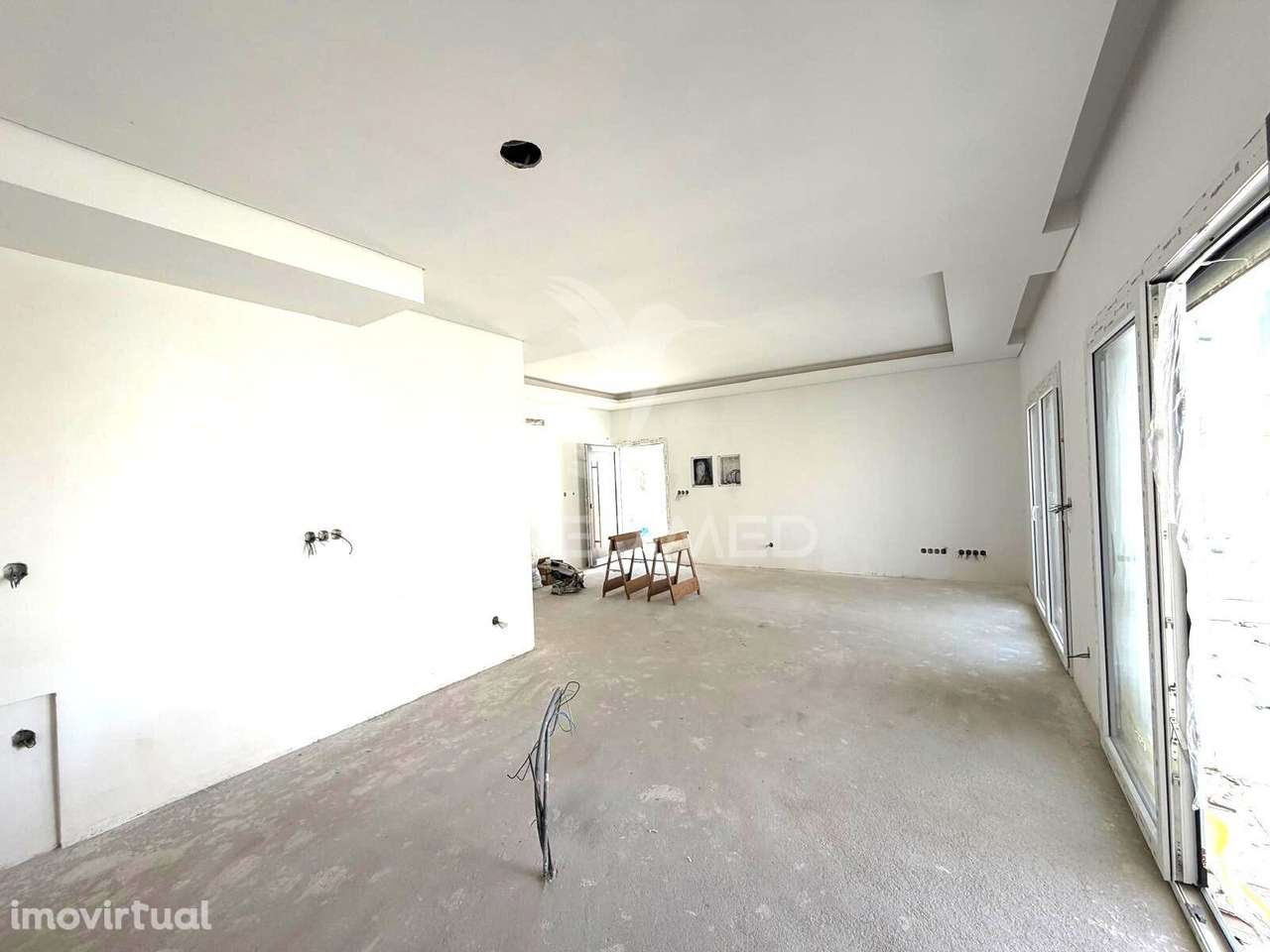 Moradia T3 + 1 Piscina - Grande imagem: 2/16