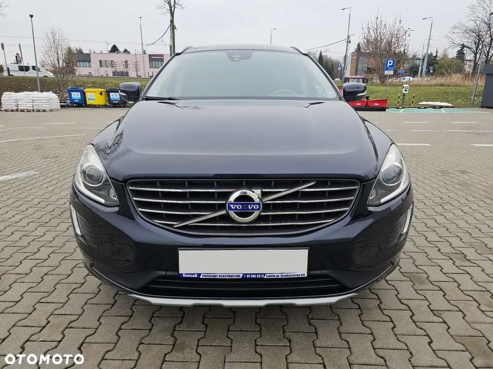 Volvo XC 60 D5 AWD Geartronic Summum - 3