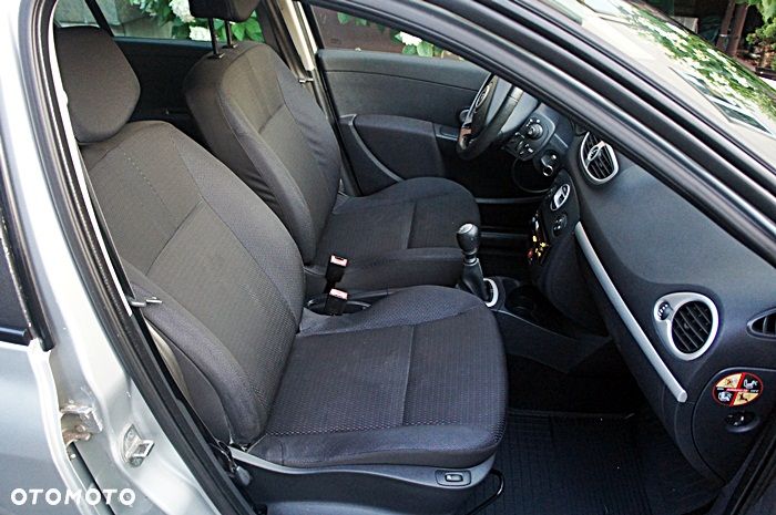 Renault Clio 1.5 dCi Dynamique - 20