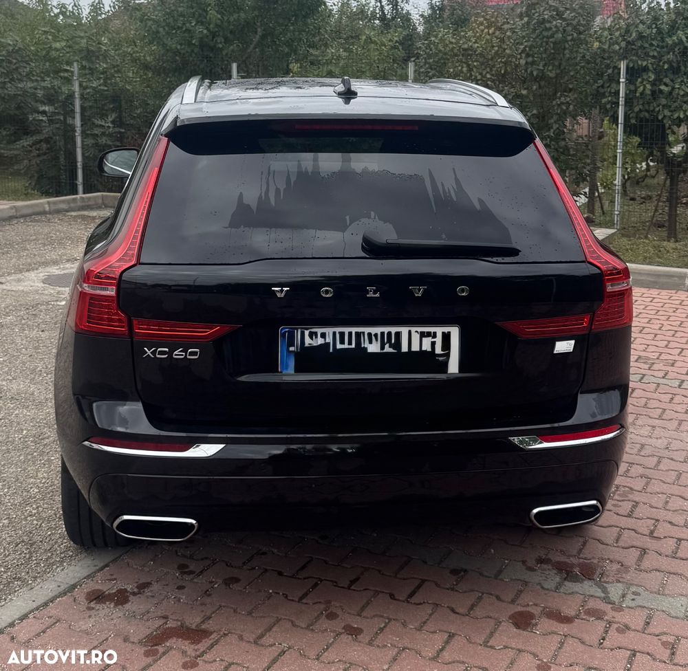 Volvo XC 60 T6 AWD Recharge Geartronic Inscription - 4