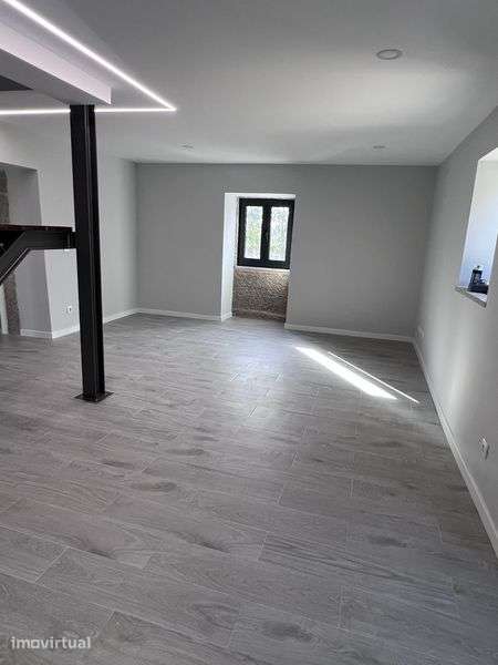 Moradia rustica remodelada - Grande imagem: 4/12