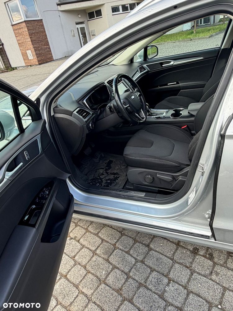 Ford Mondeo 2.0 TDCi Titanium PowerShift - 10