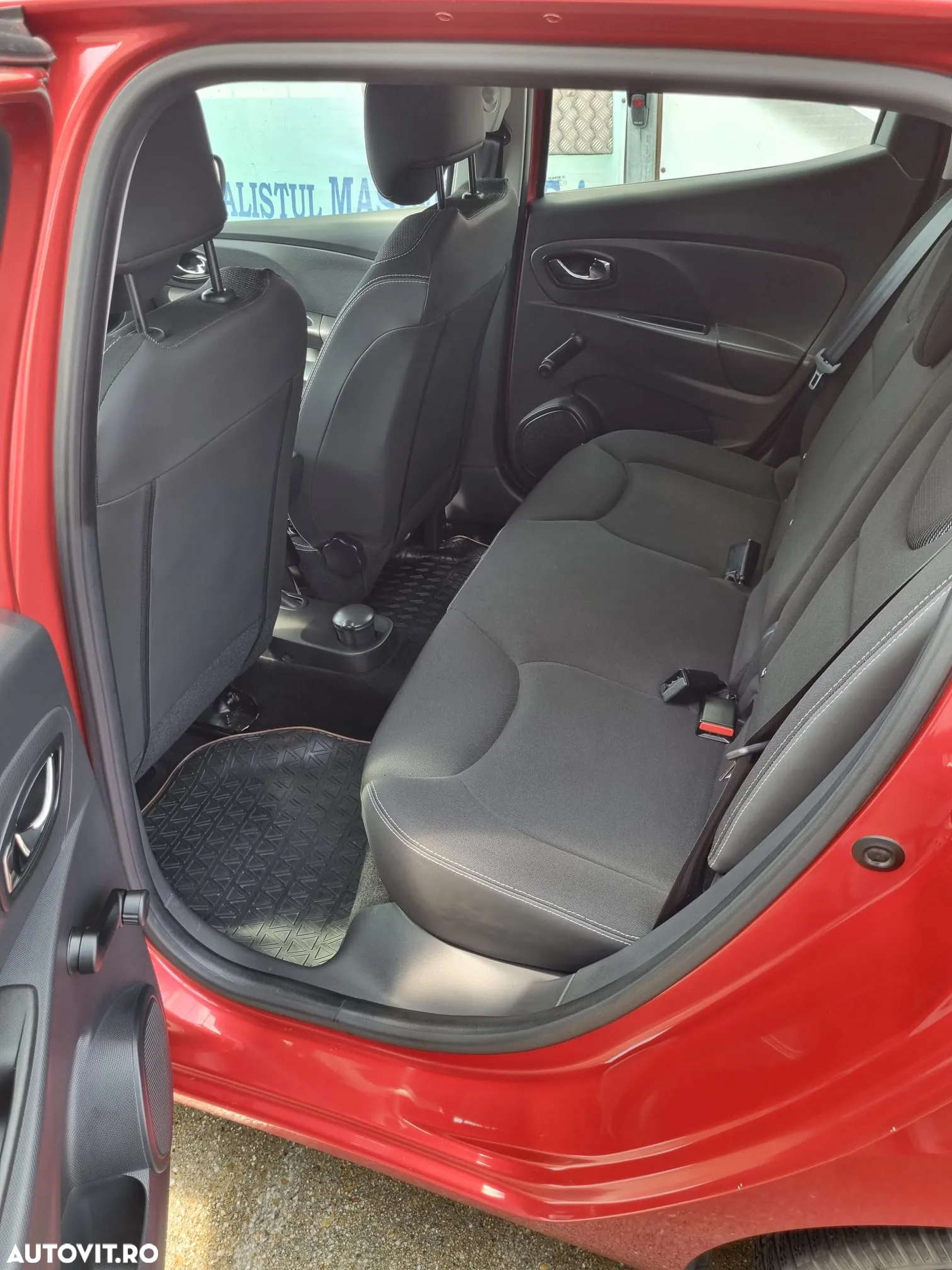 Renault Clio - 13