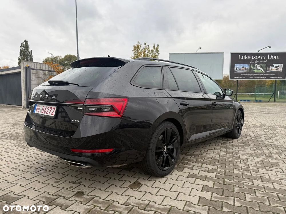 Skoda Superb 2.0 TSI 4x4 DSG Sportline - 11