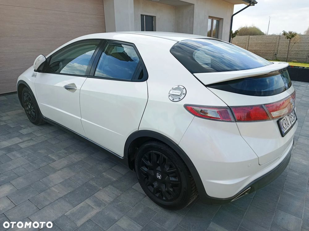 Honda Civic 1.8 GT Special Edition - 6