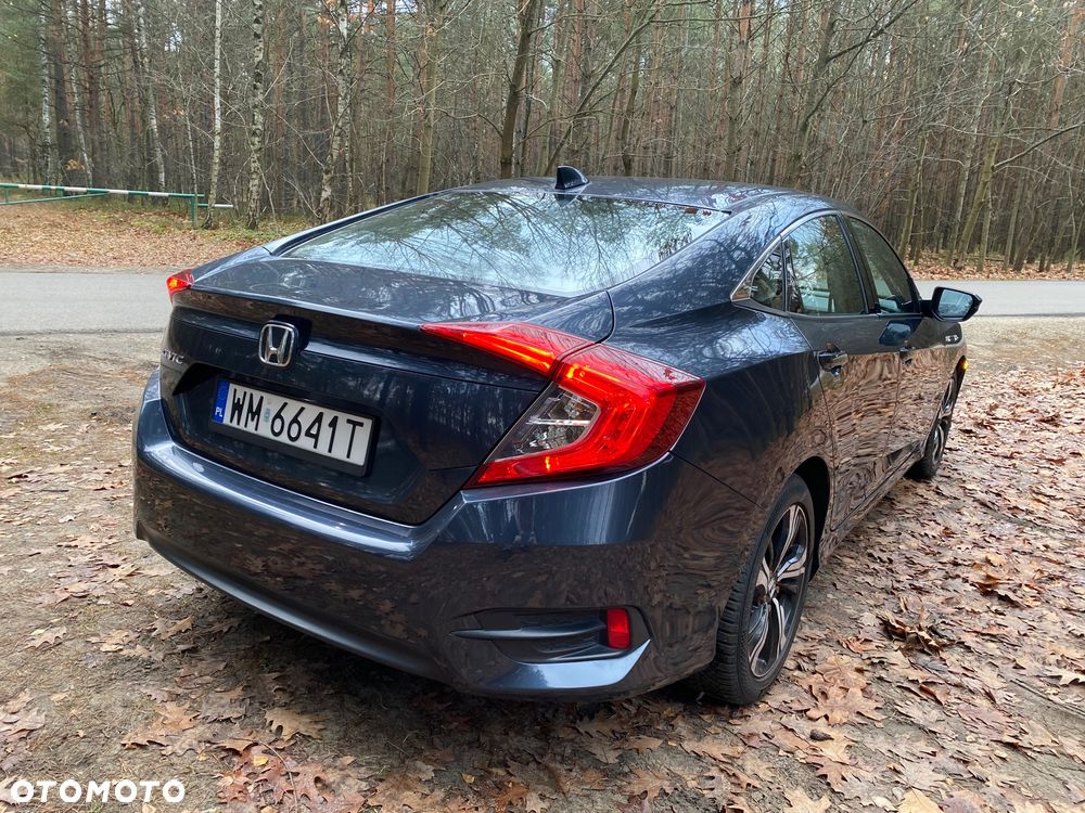Honda Civic 1.5 T Executive - 8