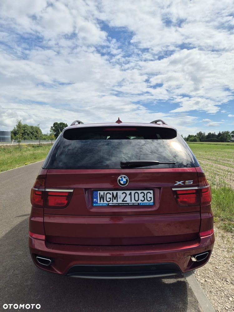 BMW X5 5.0i xDrive - 8