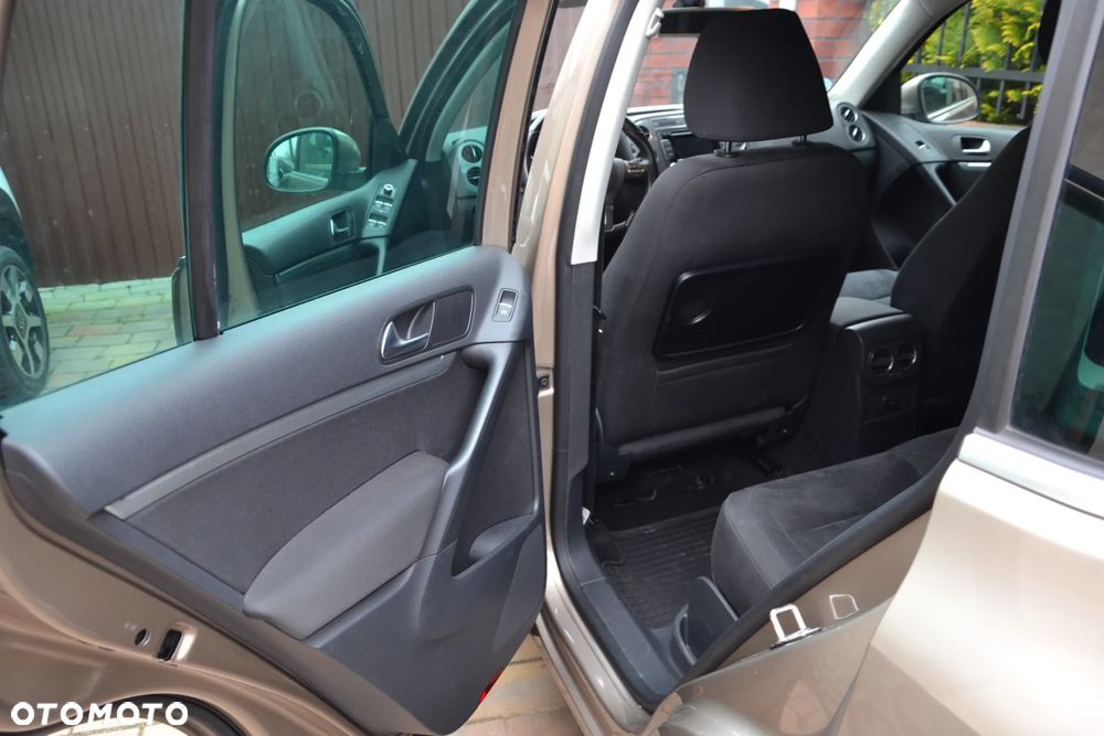 Volkswagen Tiguan 2.0 TDI DPF BlueMotion Technology Freestyle - 32