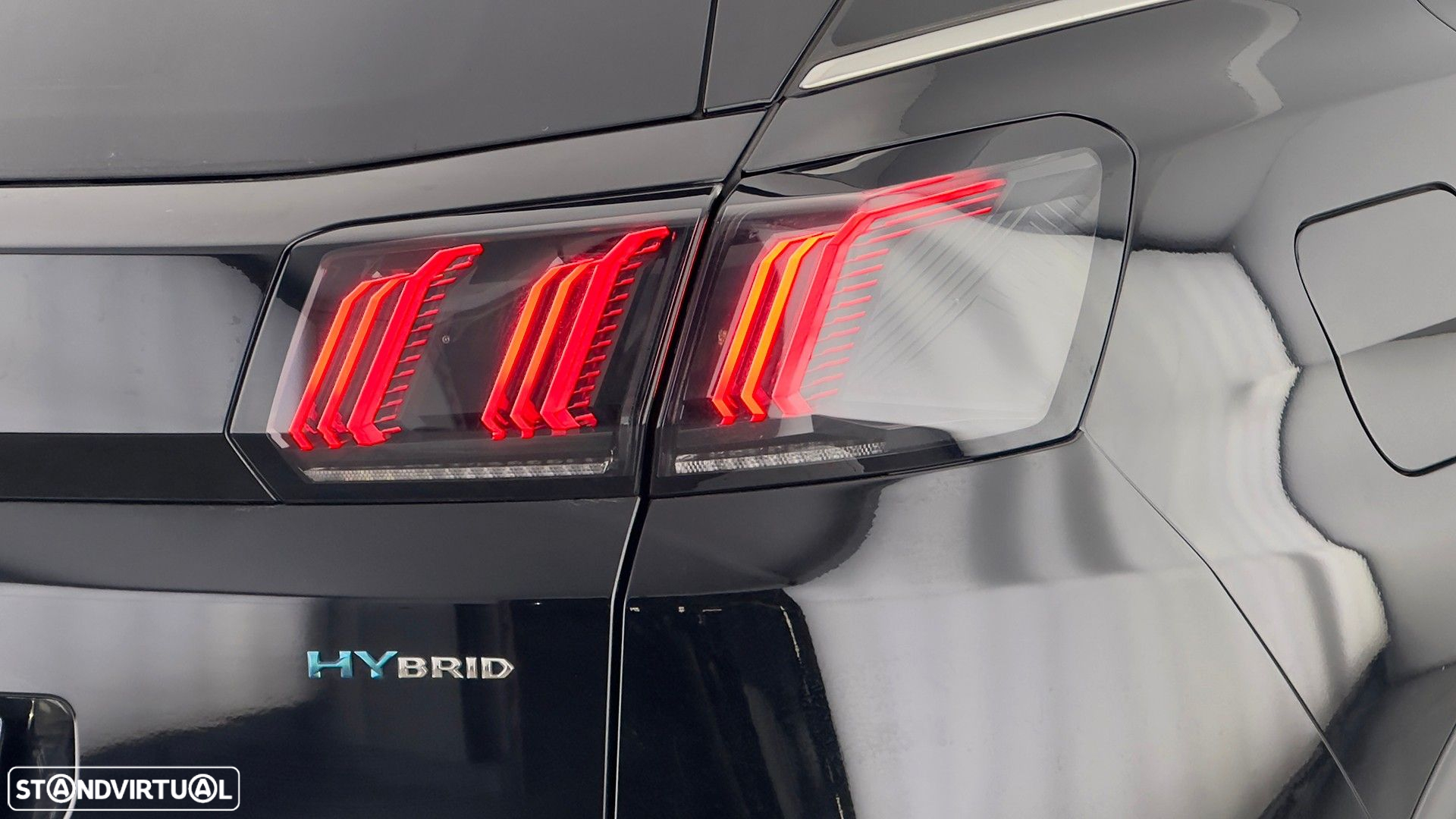 Peugeot 3008 1.6 Hybrid GT Pack e-EAT8 - 14