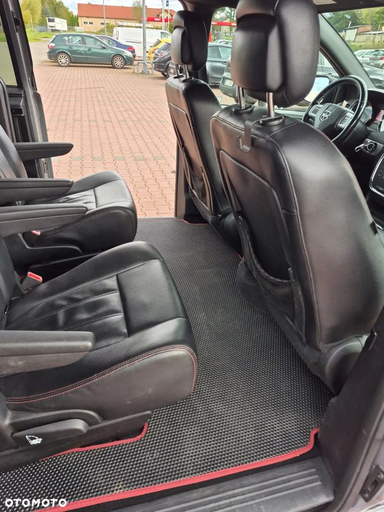 Dodge Grand Caravan 3.6 R/T - 5