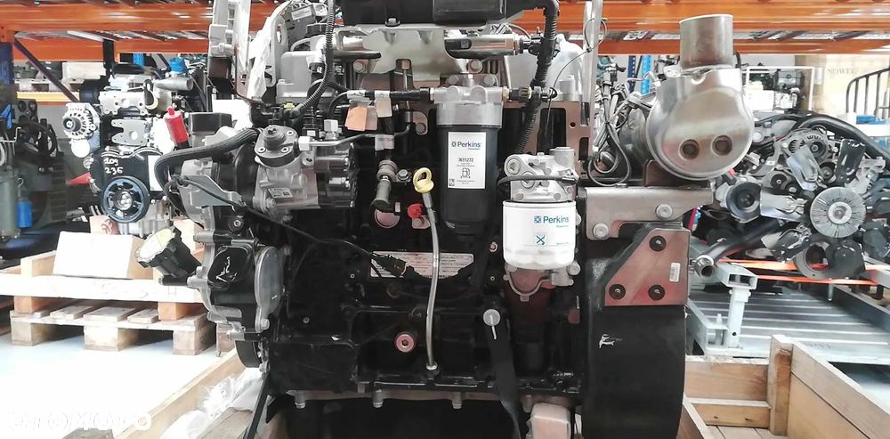 SILNIK PERKINS 854F-E43T CAT C3.4B 29 999 netto - 6