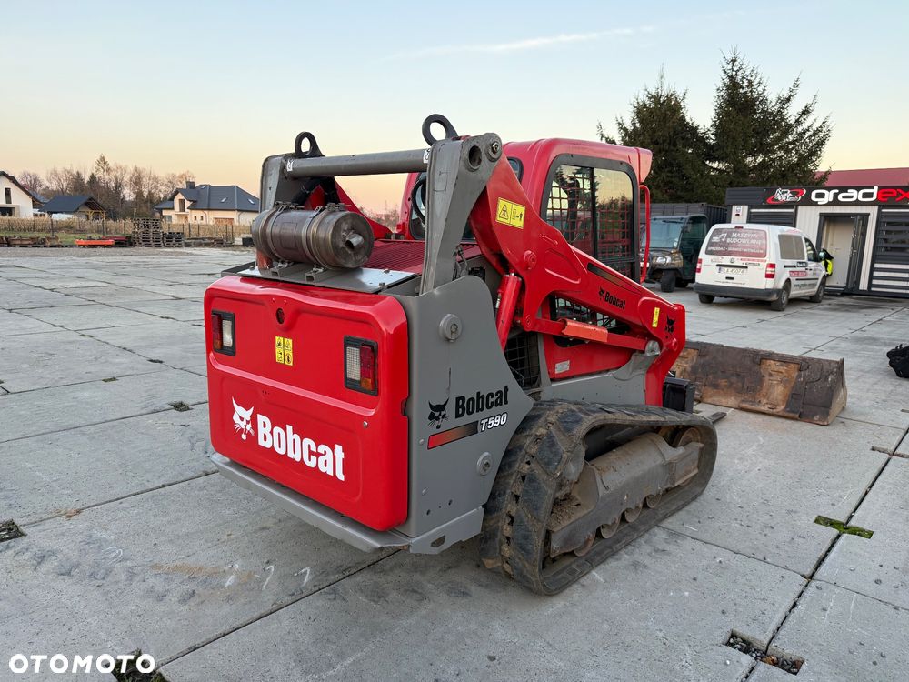 Bobcat T590 - 5