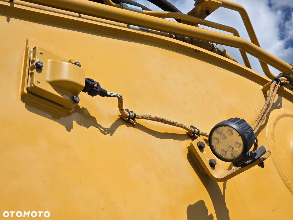Caterpillar 320-07C, 2020 ROK, 5500 MTH, OIL QUICK OQ 70/55 - 17