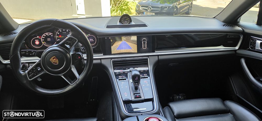 Porsche Panamera Sport Turismo 4 E-Hybrid Platinum Edition - 8