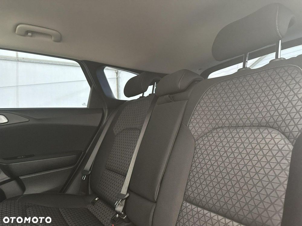 Kia Ceed - 19