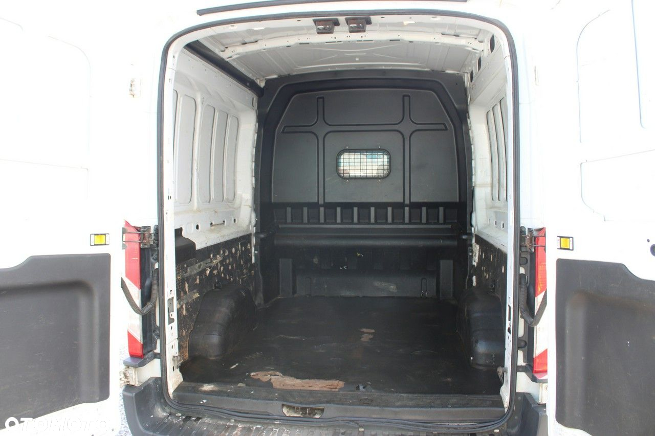 Ford Transit - 13
