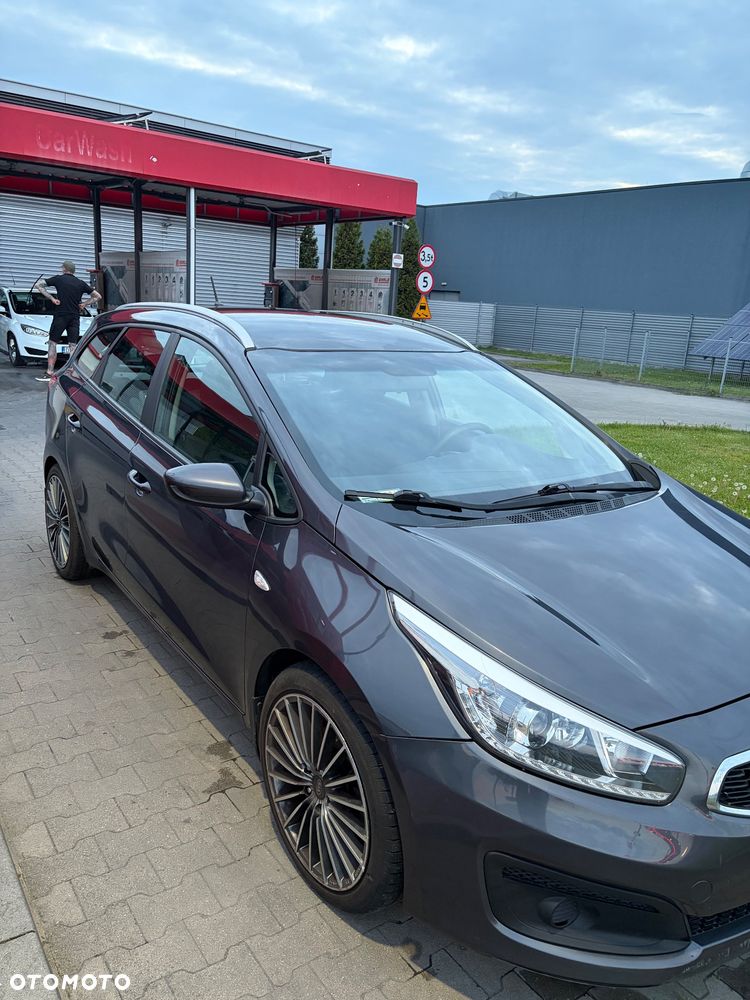 Kia Ceed 1.6 CRDi M - 3