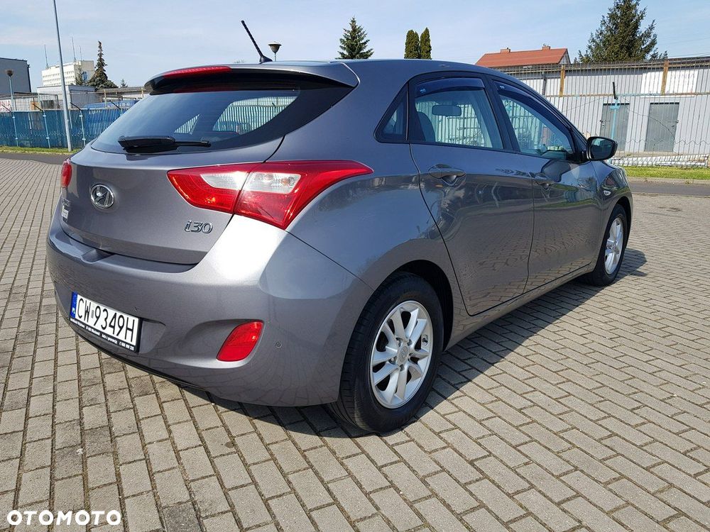 Hyundai i30 1.4 Classic + - 5