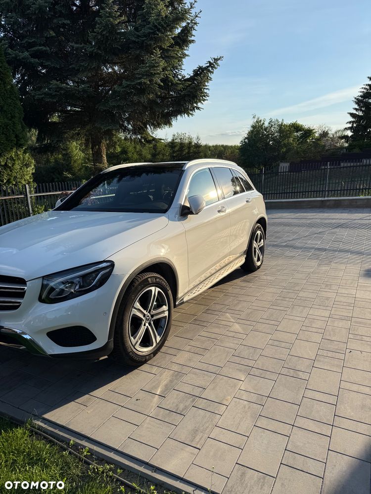 Mercedes-Benz GLC - 22