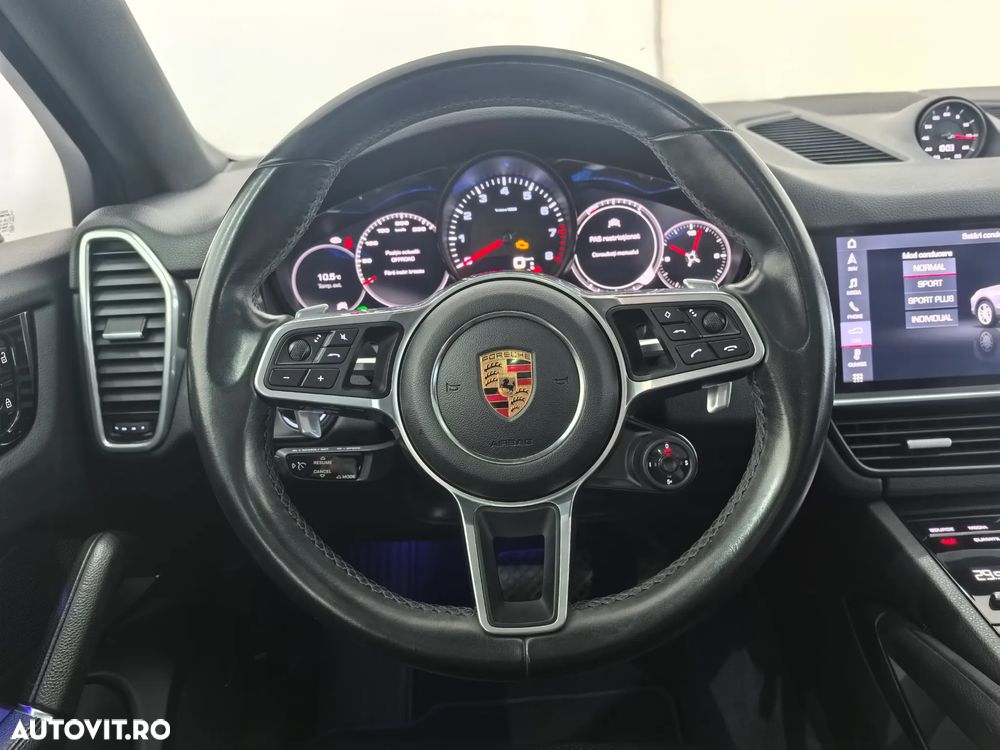 Porsche Cayenne Coupe - 15