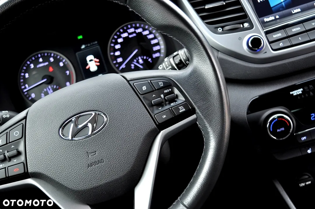Hyundai Tucson 1.6 GDI BlueDrive Style 2WD - 35