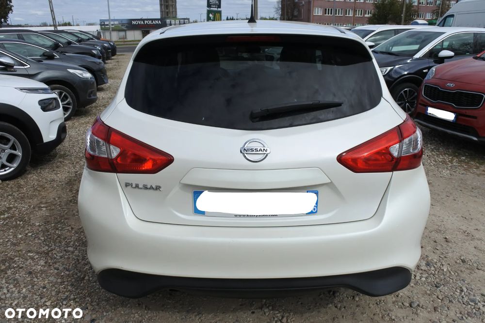 Nissan Pulsar 1.2 DIG-T Tekna EU6 - 5