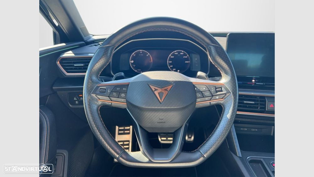 Cupra Leon 1.4 e-Hybrid MID DSG - 12