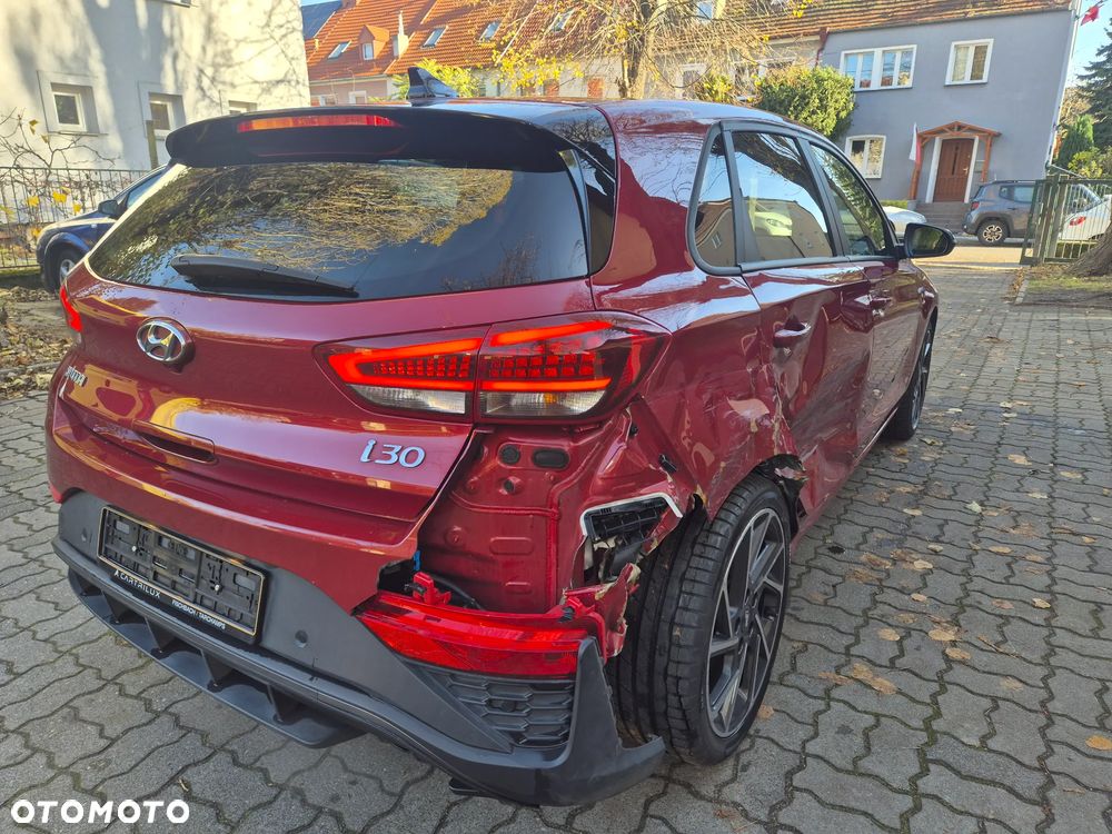 Hyundai i30 1.6 CRDI 48V-Hybrid N-Line - 28