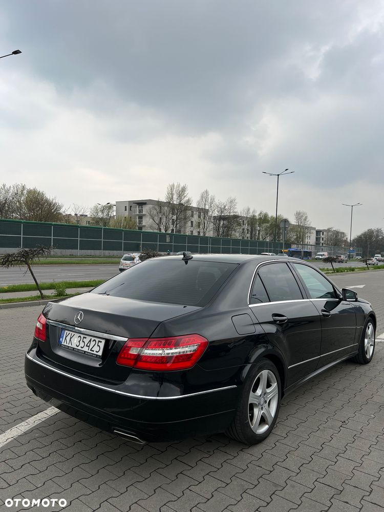 Mercedes-Benz Klasa E 220 CDI BlueEff - 5