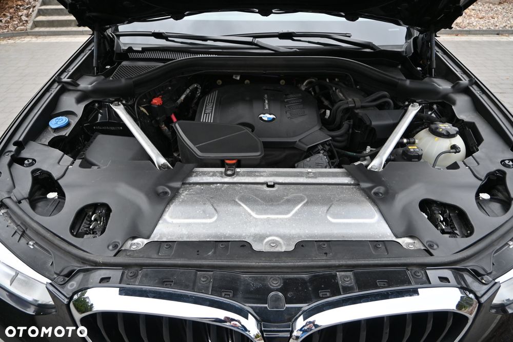 BMW X4 xDrive20d Business Edition sport - 34