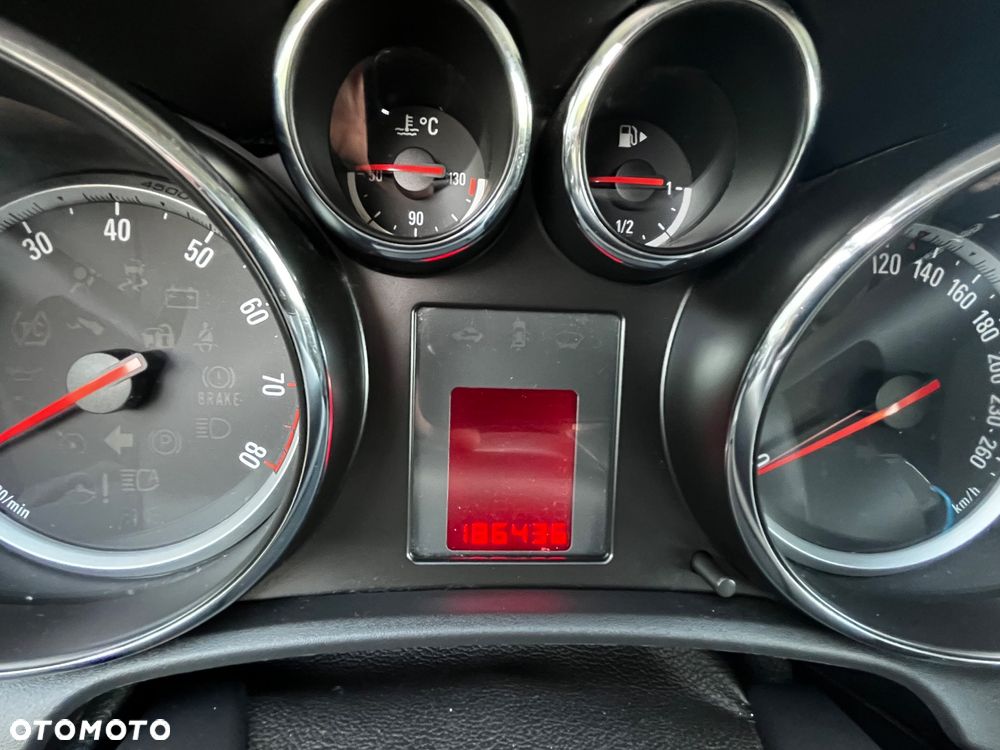 Opel Astra 1.4 Turbo - 15
