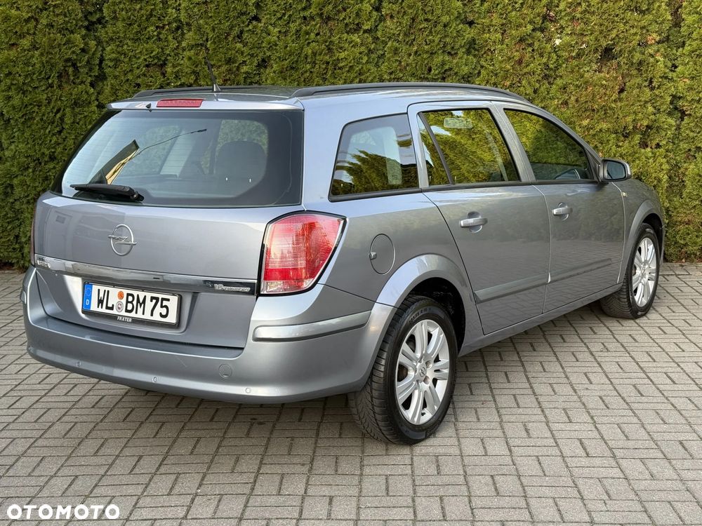 Opel Astra 1.6 Caravan Enjoy - 10