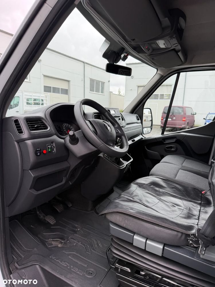 Renault Master - 16