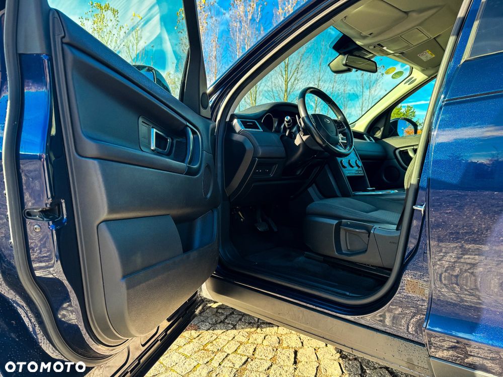 Land Rover Discovery Sport D150 R-Dynamic S - 26