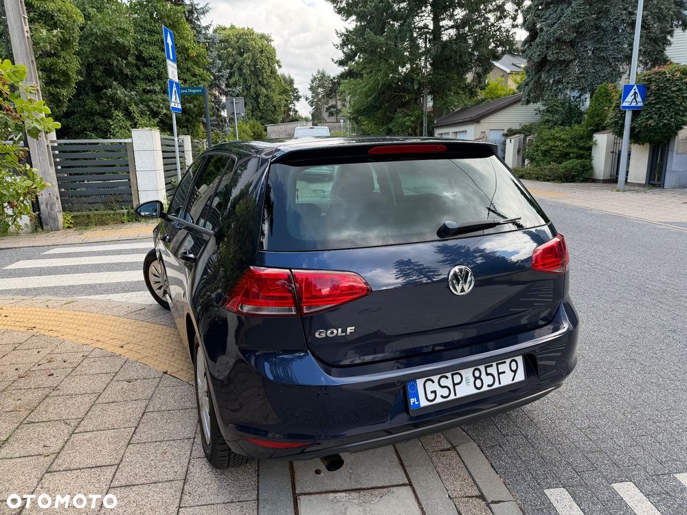 Volkswagen Golf - 9