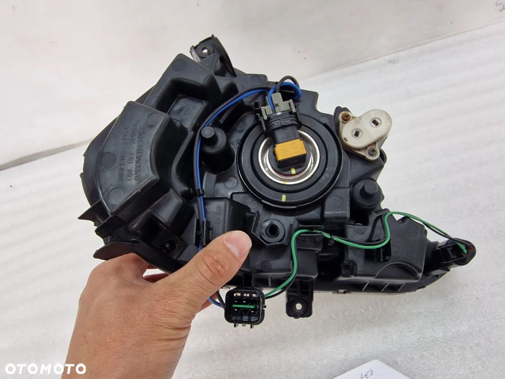 HYUNDAI GRAND SANTA FE III 12- PRAWY HALOGEN LED / DRL , SPRAWNY LED , NR 92202-B8 / 92202-B8100 , NR AUKCJI H264 - 9
