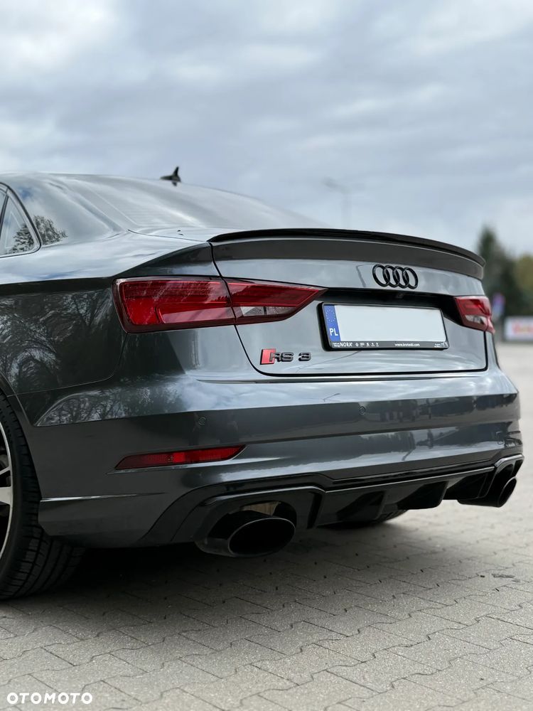 Audi RS3 Limousine - 13
