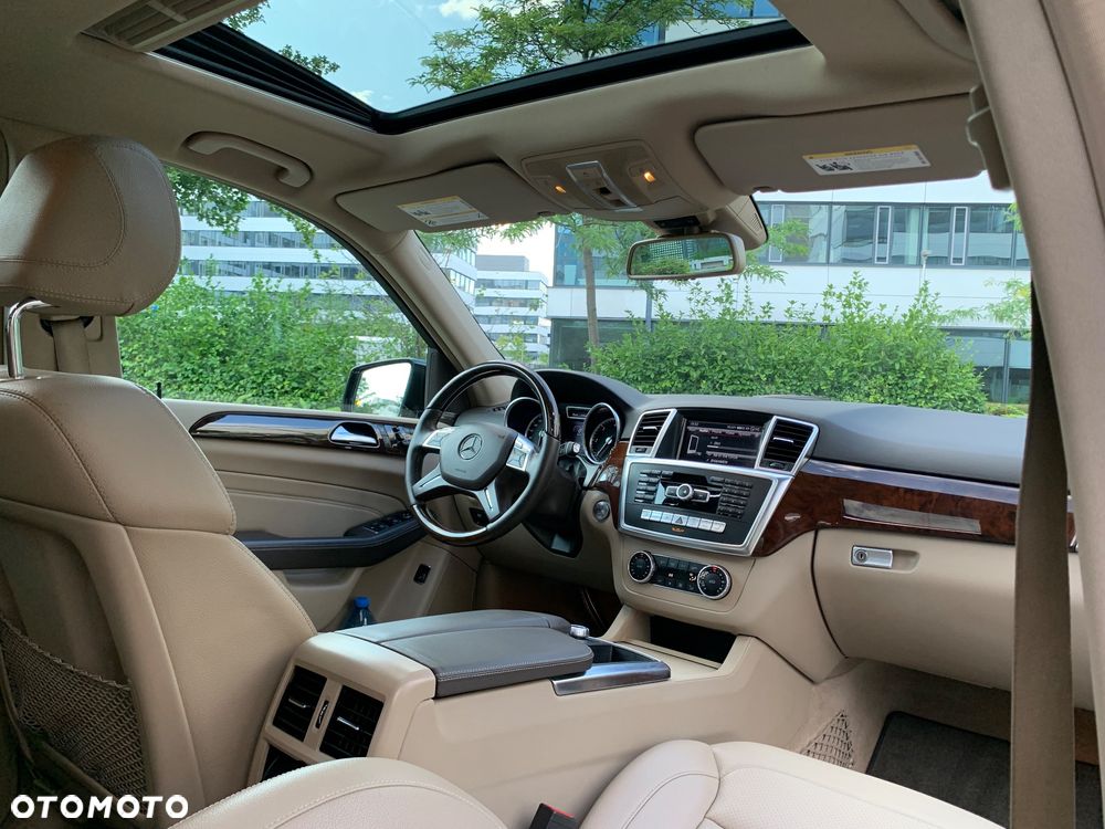Mercedes-Benz ML 350 BlueTEC 4MATIC 7G-TRONIC - 29