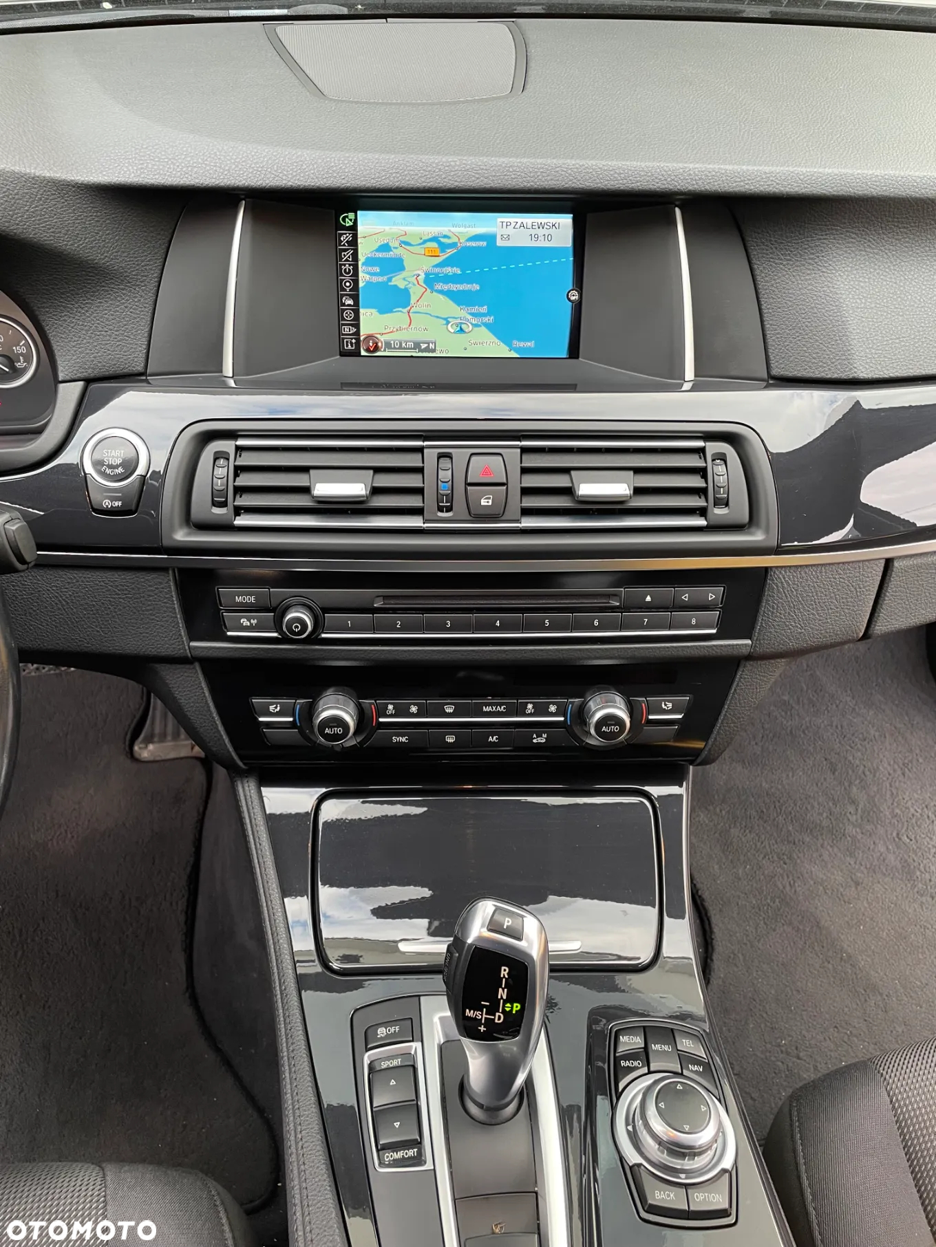 BMW Seria 5 518d Luxury Line - 8