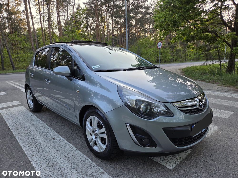 Opel Corsa 1.2 16V Cosmo EasyTronic - 1