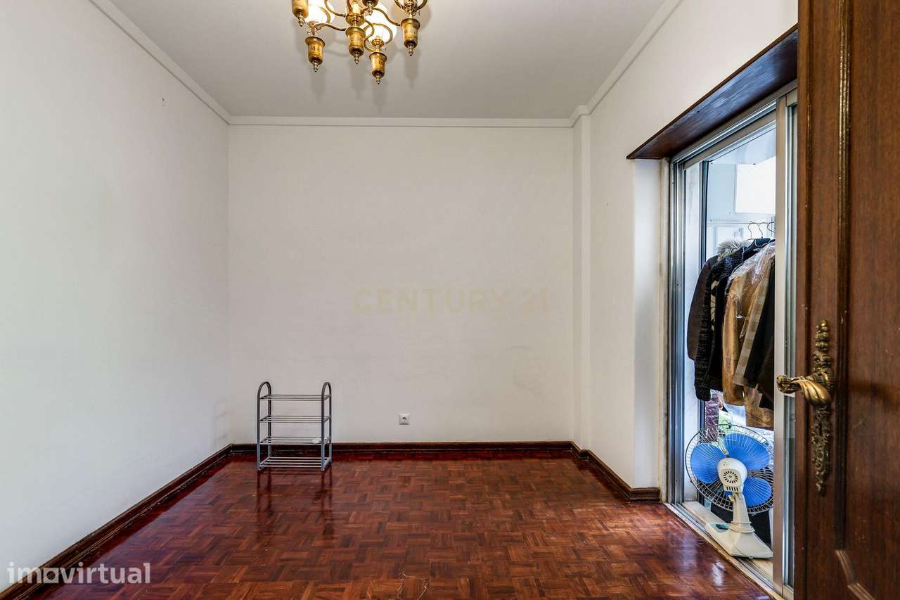 Apartamento T3, Rua Silva Carvalho, lugar de parqueamento - Grande imagem: 2/34