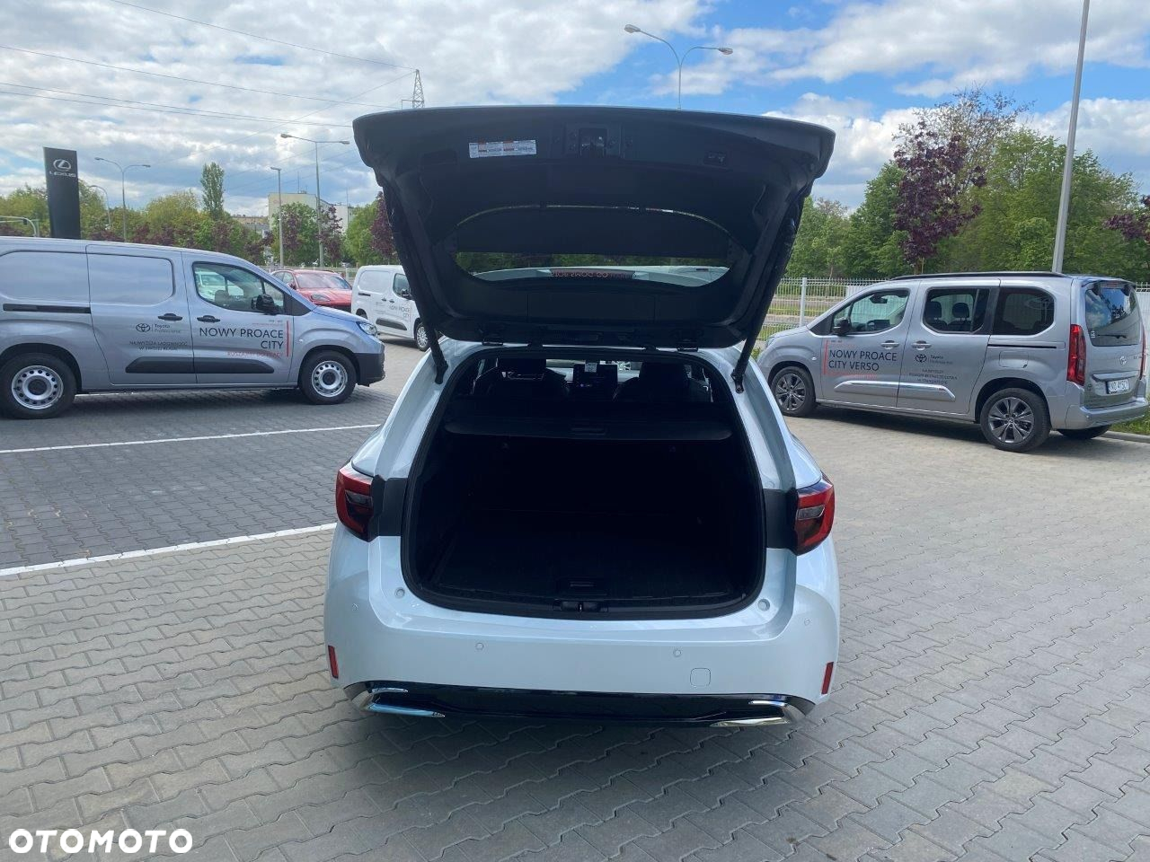 Toyota Corolla - 11