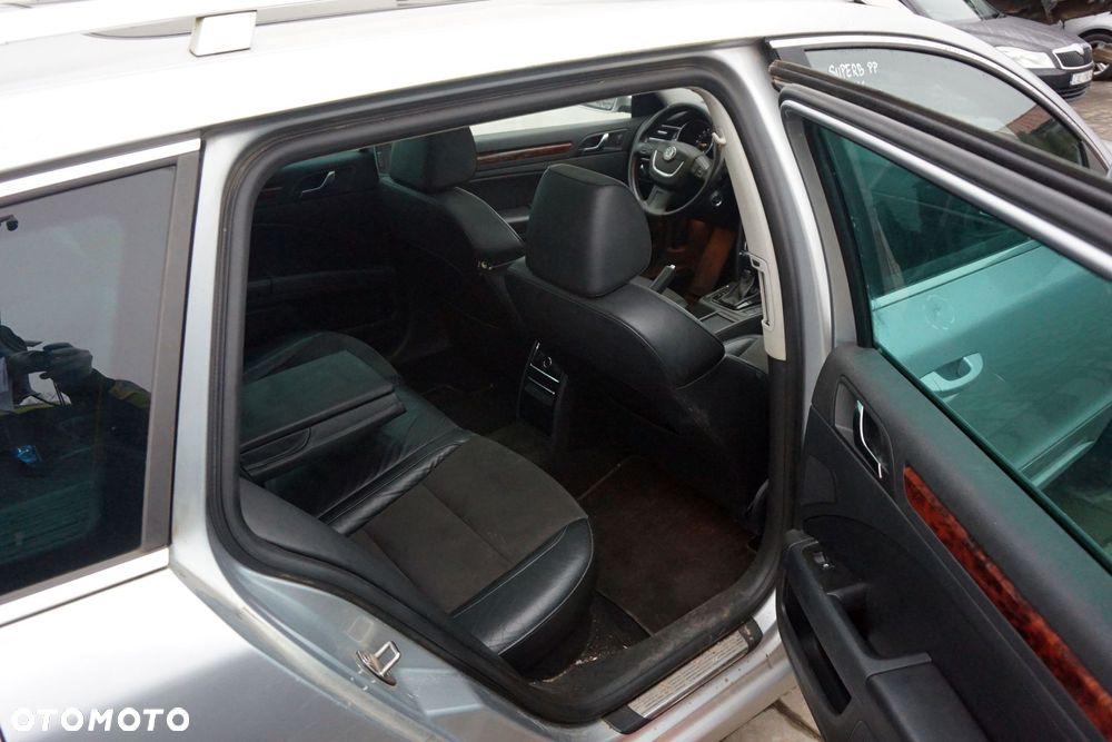 SKODA SUPERB II 3T KOMBI 2013 LA7W 2.0 TDI CFFB 140KM MTZ SREBRNY na części - 15