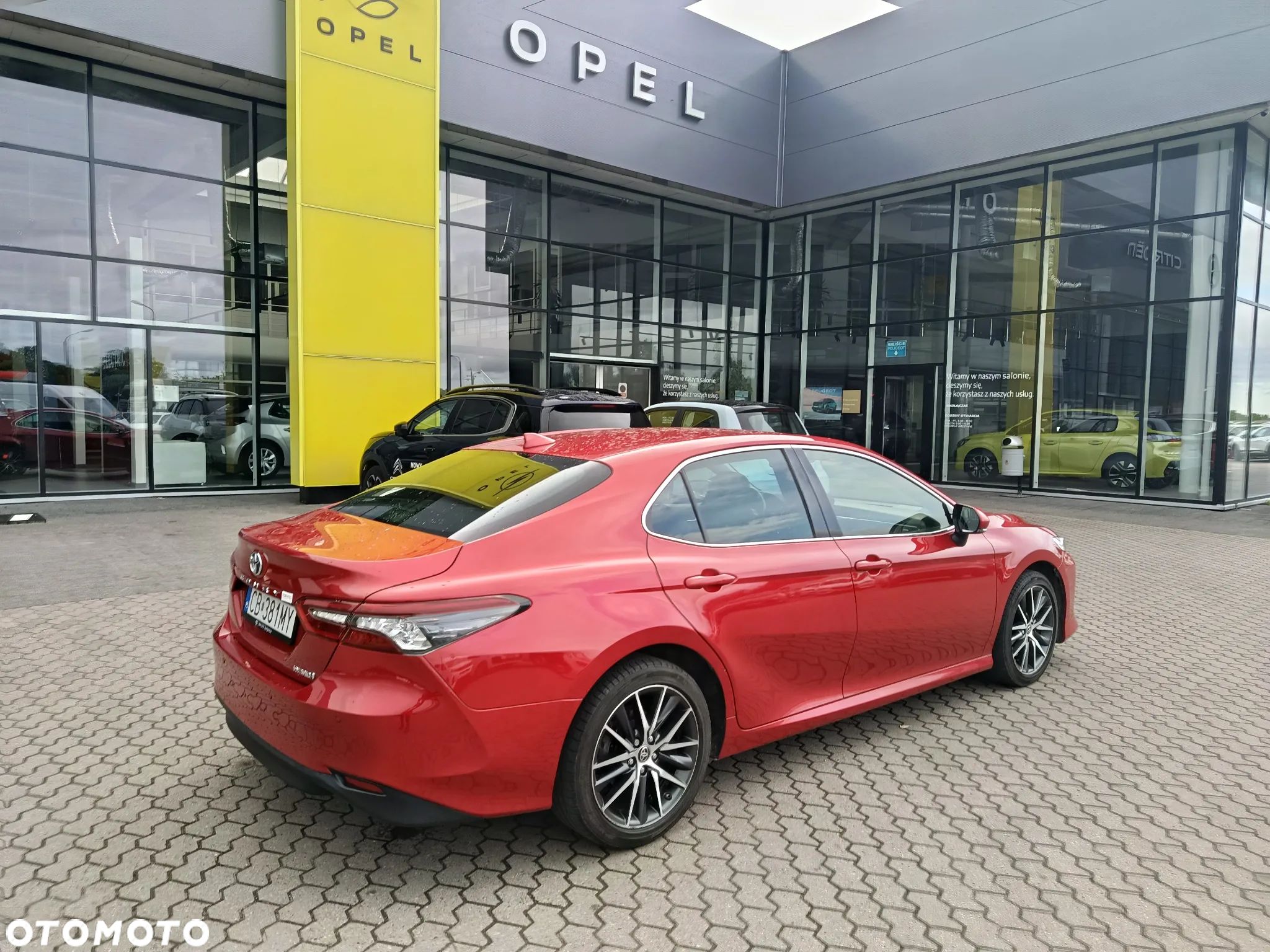 Toyota Camry 2.5 Hybrid Executive CVT - 1