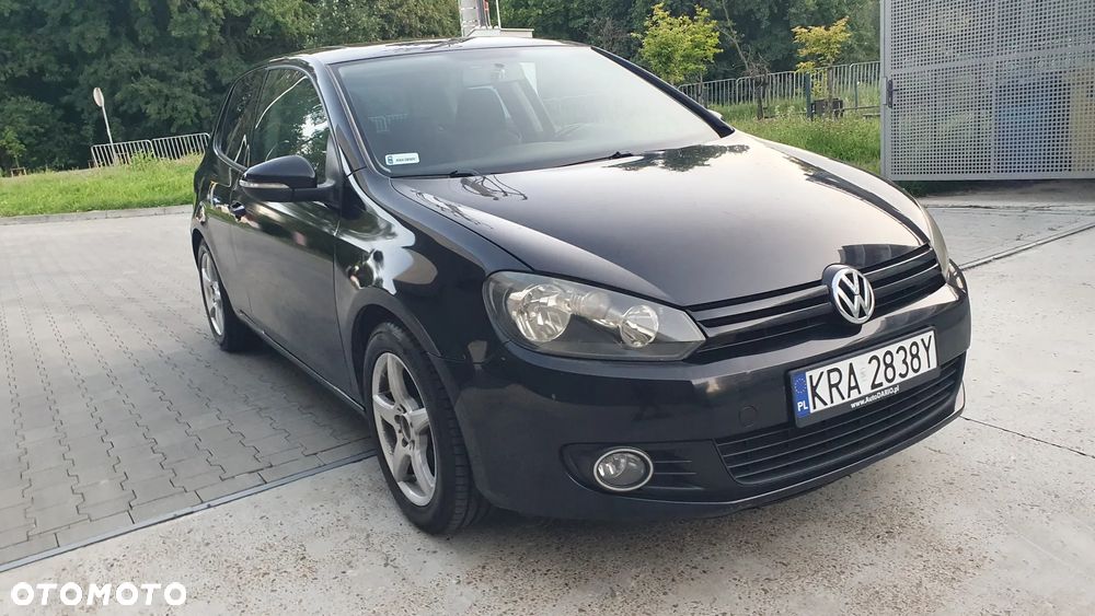 Volkswagen Golf VI 1.6 TDI Comfortline - 9